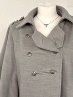Grey poncho coat with elegant buttons
