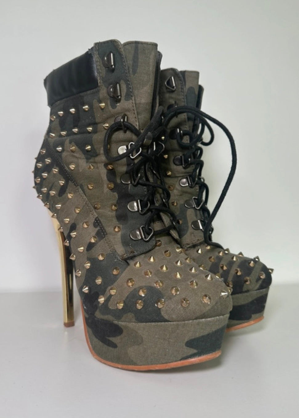Military Moro Avant High Heels