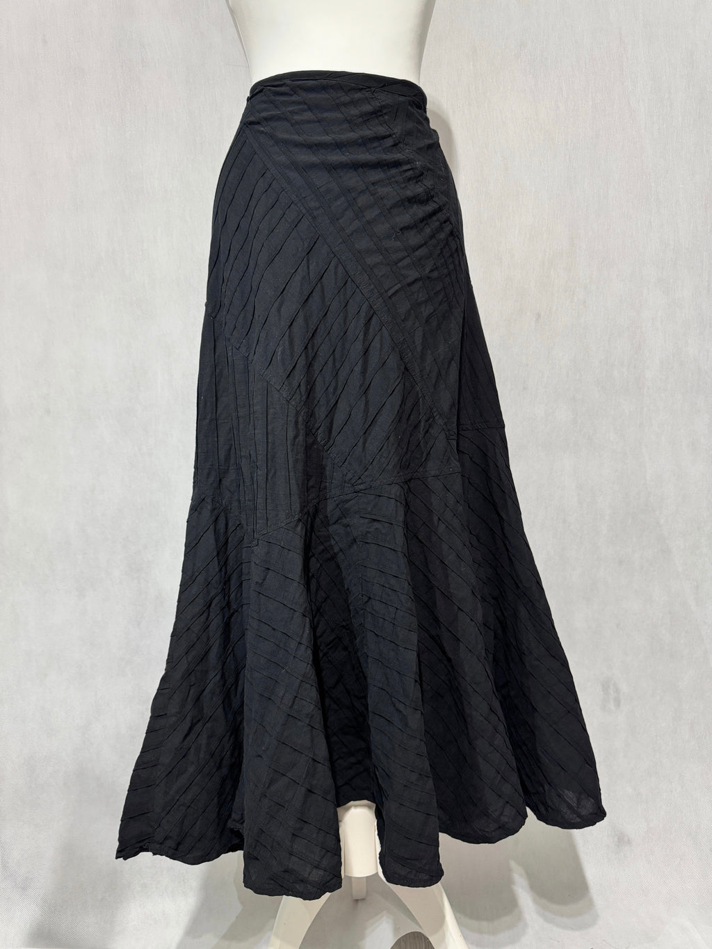 Black Pleated Maxi Skirt
