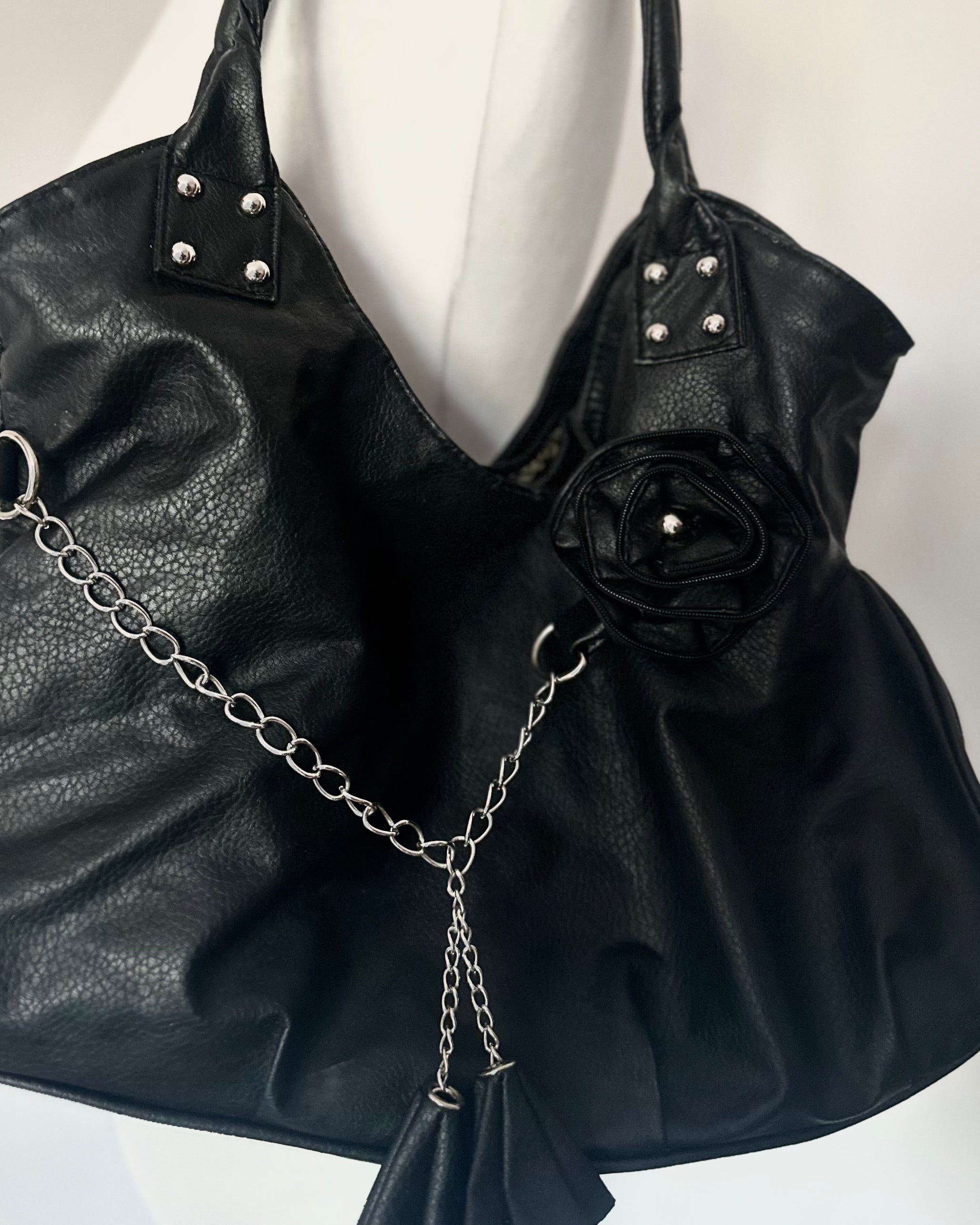 Black shoulder bag