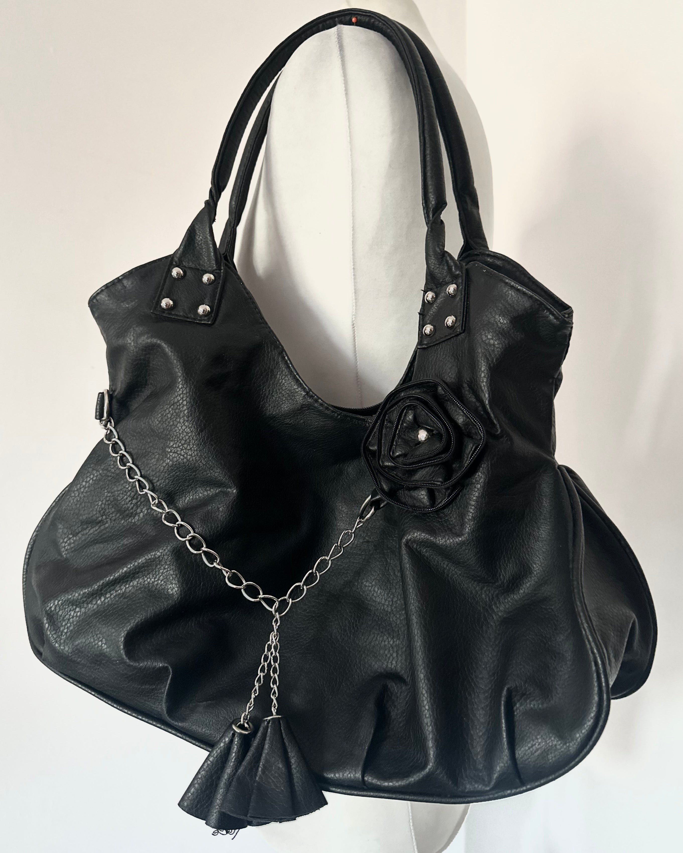 Black shoulder bag