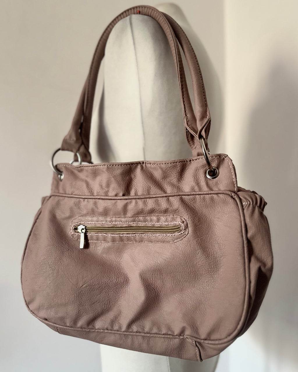 Pink shoulder flower bag